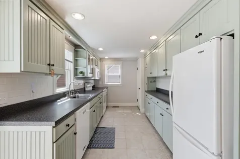 75 Pennell Avenue Portland ME 04103