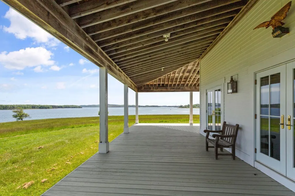 118 Wescott Battery Castine ME 04421
