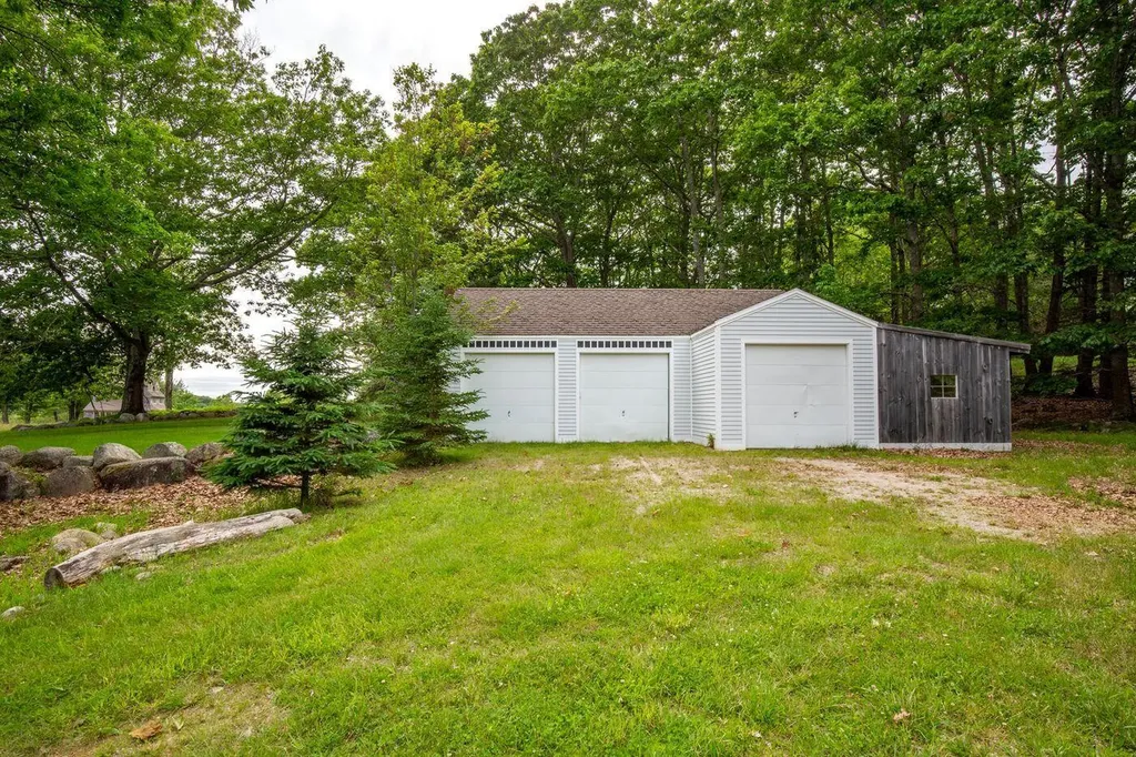 118 Wescott Battery Castine ME 04421
