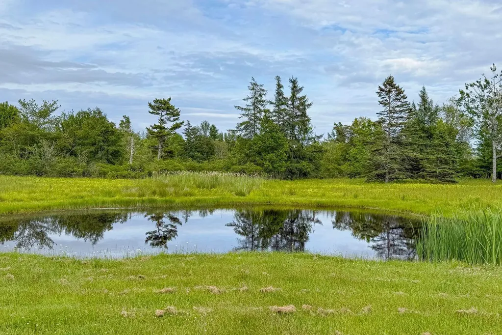 118 Wescott Battery Castine ME 04421