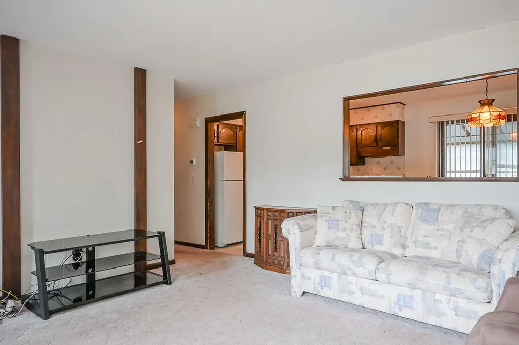 20 Swale Lane Lewiston ME 04240