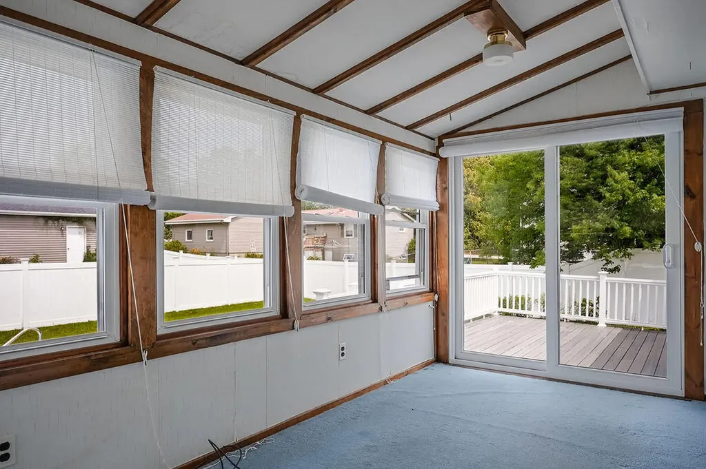 20 Swale Lane Lewiston ME 04240