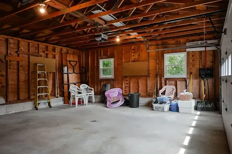 20 Swale Lane Lewiston ME 04240