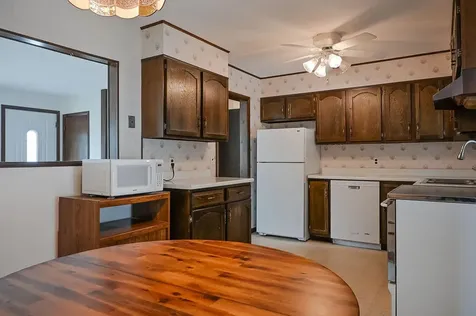 20 Swale Lane Lewiston ME 04240