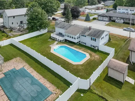 20 Swale Lane Lewiston ME 04240