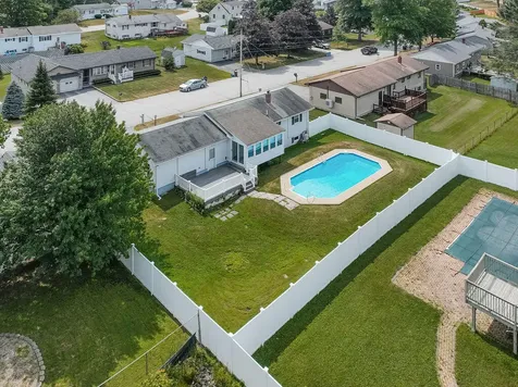 20 Swale Lane Lewiston ME 04240