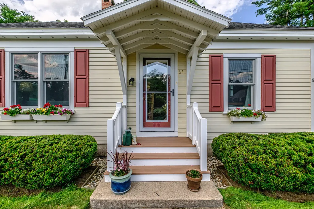 64 Paradise Road Bethel ME 04217