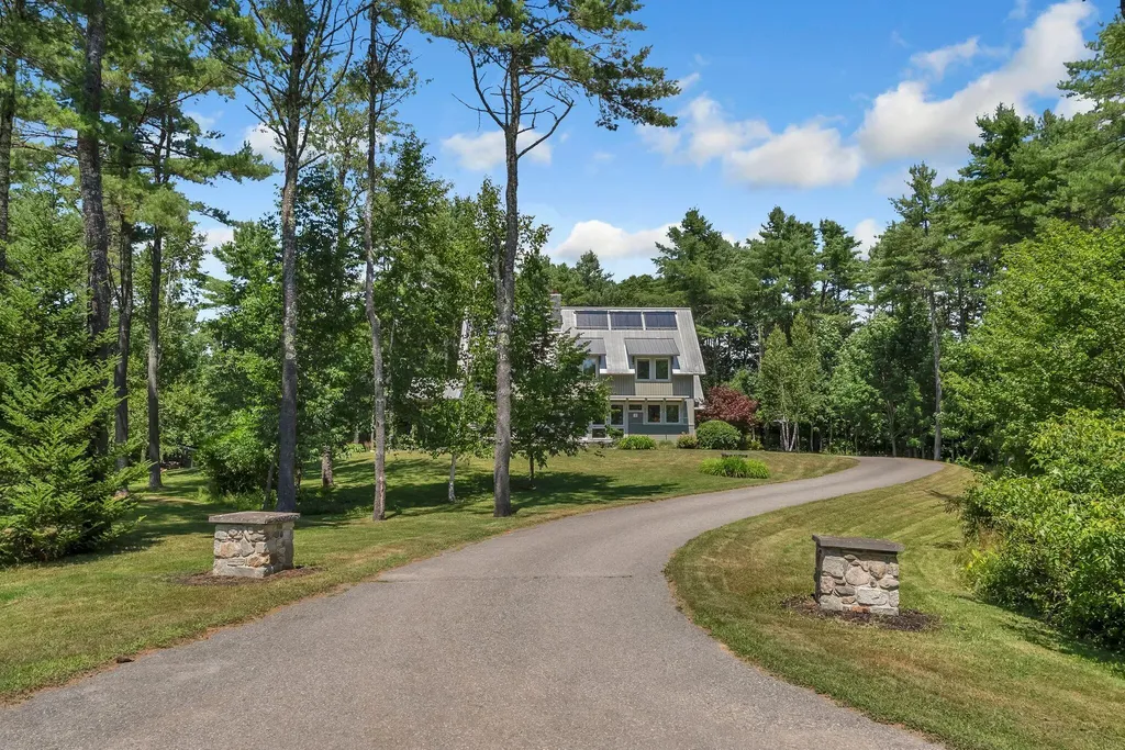 10 Cranberry Ridge Road Freeport ME 04032