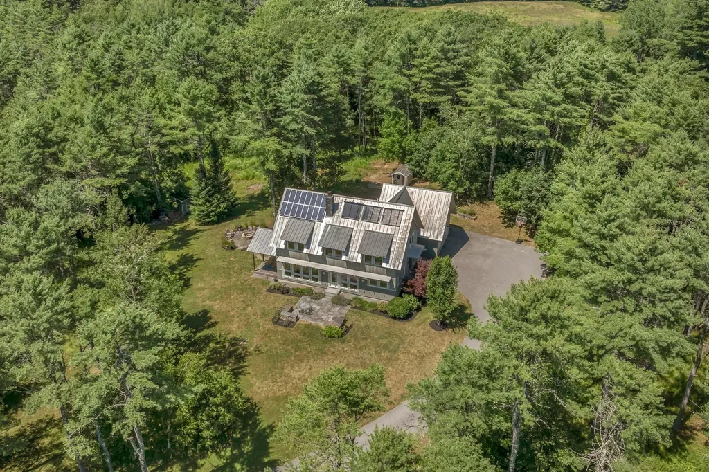 10 Cranberry Ridge Road Freeport ME 04032