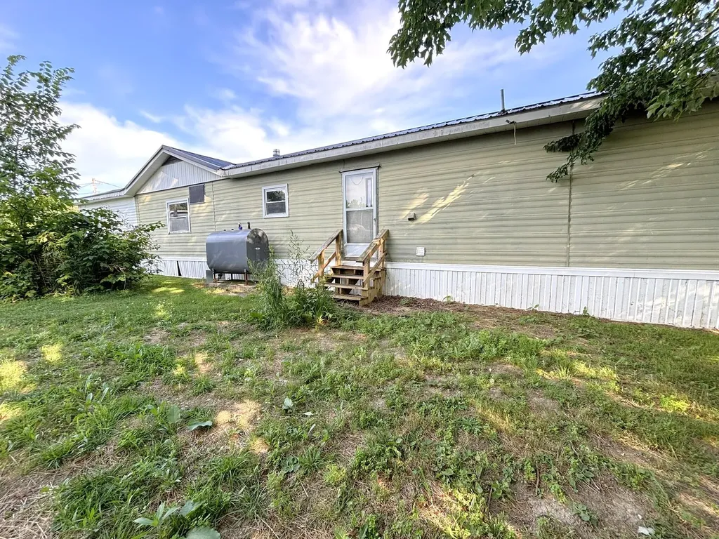 22 Elwood Drive Clinton ME 04927