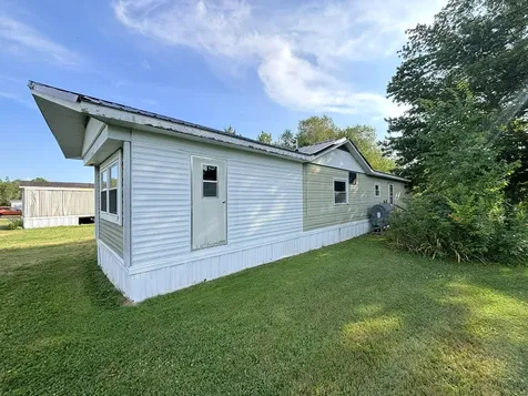 22 Elwood Drive Clinton ME 04927
