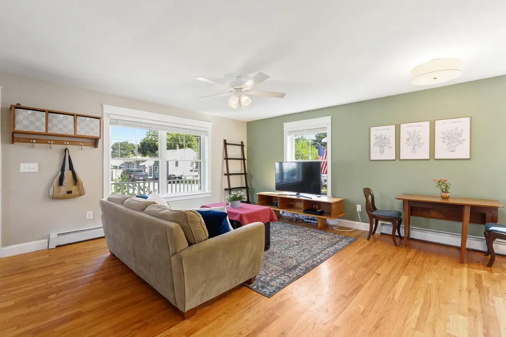 98 Cumberland Road South Portland ME 04106