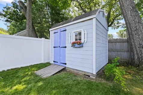98 Cumberland Road South Portland ME 04106