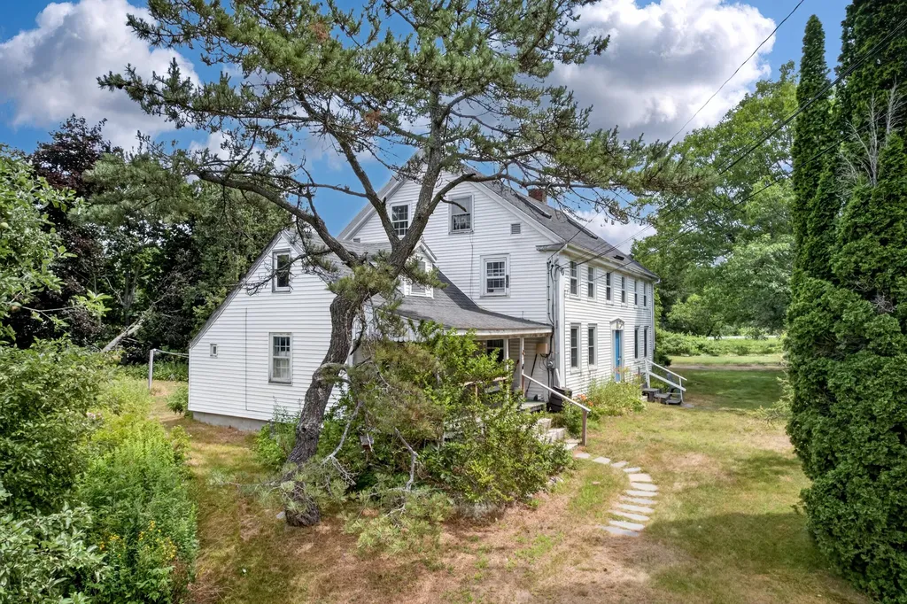 86 Grange Hall Road Sullivan ME 04664