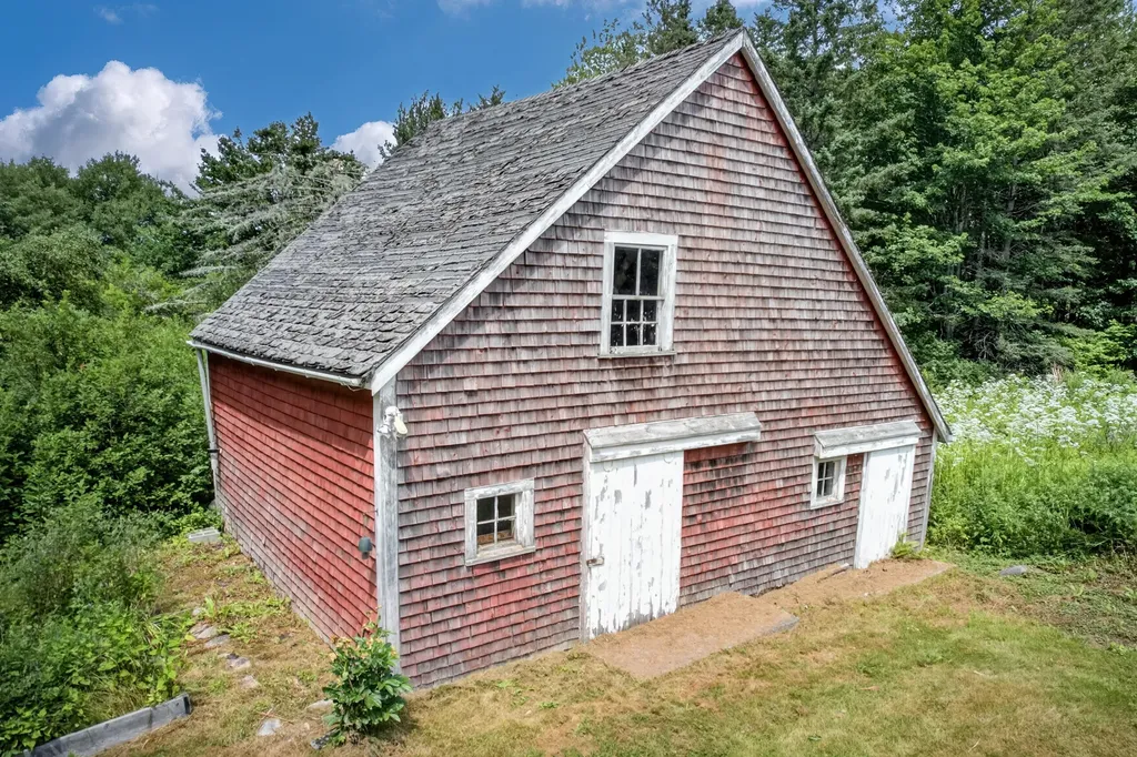 86 Grange Hall Road Sullivan ME 04664