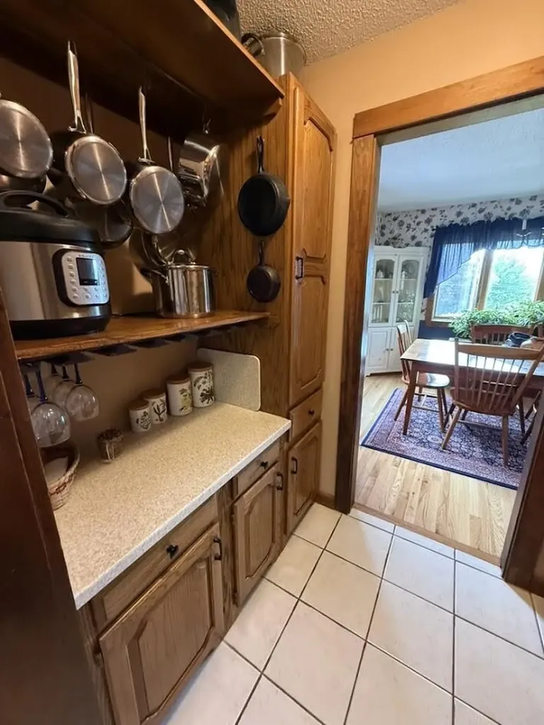 10 Penny Lane Lincoln ME 04457