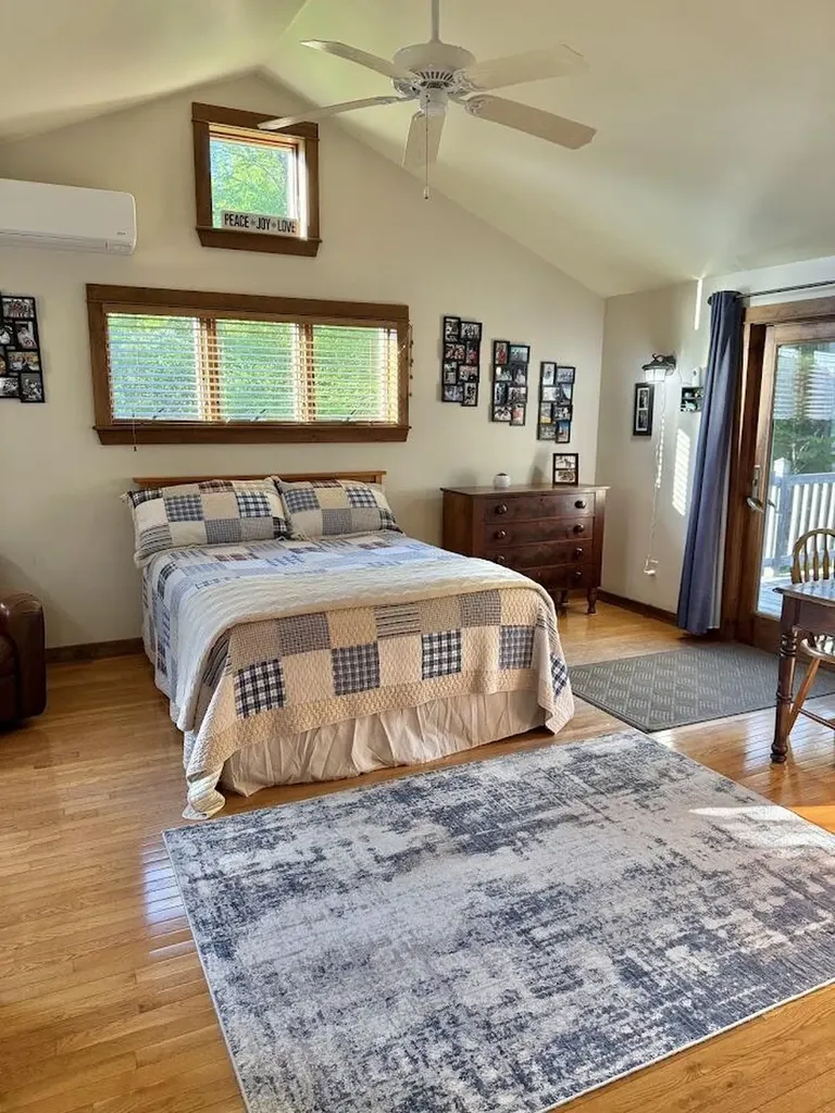 10 Penny Lane Lincoln ME 04457