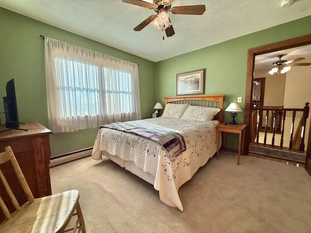 10 Penny Lane Lincoln ME 04457