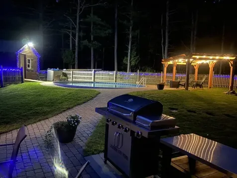 10 Penny Lane Lincoln ME 04457