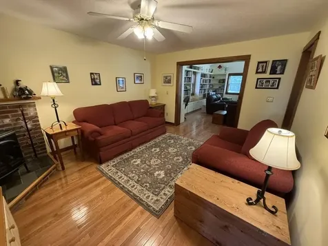 10 Penny Lane Lincoln ME 04457