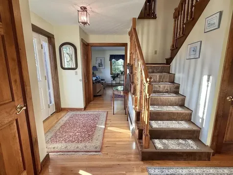 10 Penny Lane Lincoln ME 04457