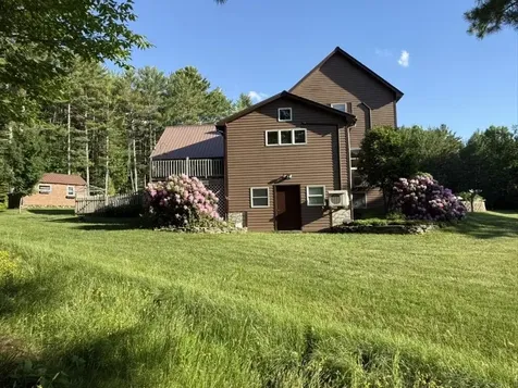 10 Penny Lane Lincoln ME 04457
