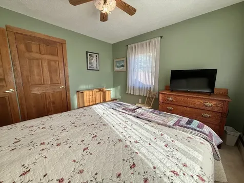 10 Penny Lane Lincoln ME 04457