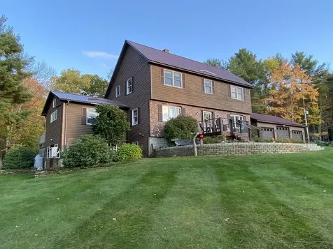 10 Penny Lane Lincoln ME 04457