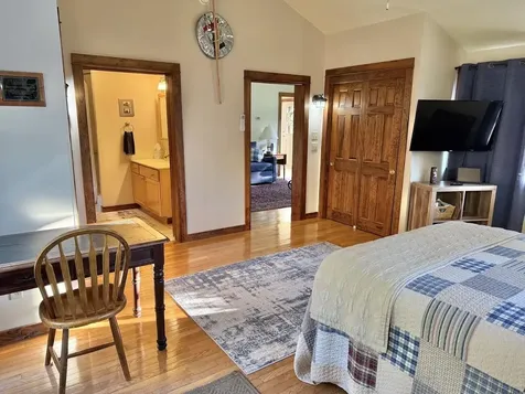 10 Penny Lane Lincoln ME 04457