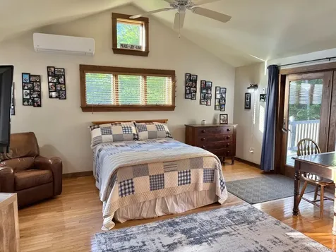 10 Penny Lane Lincoln ME 04457