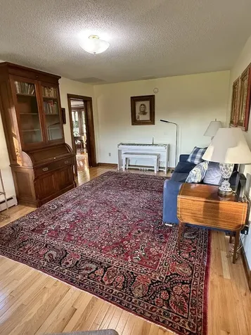 10 Penny Lane Lincoln ME 04457
