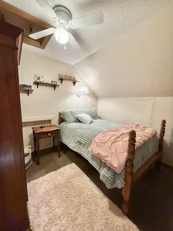 10 Penny Lane Lincoln ME 04457