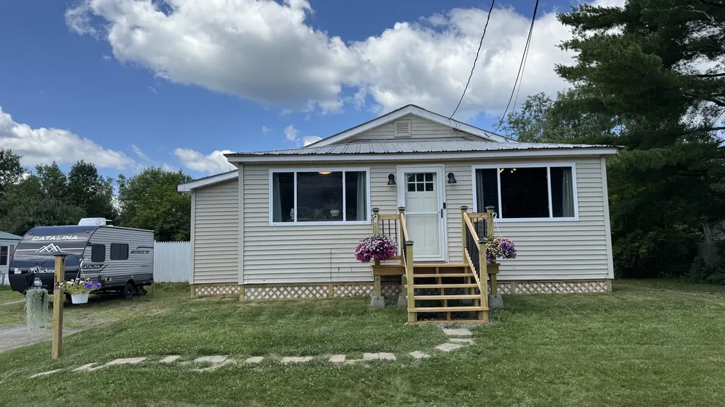 14 Third Street Howland ME 04448