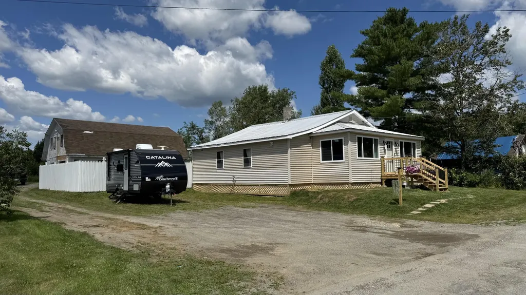 14 Third Street Howland ME 04448