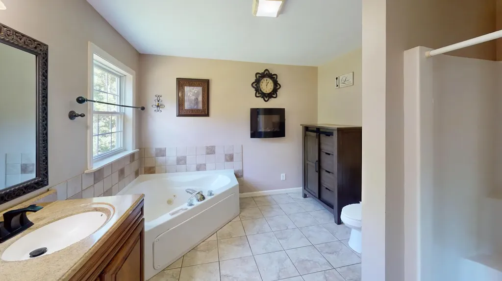55 Albert Drive Lincoln ME 04457