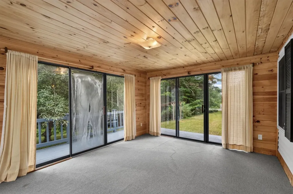 113 Shaw Road Dover-foxcroft ME 04426