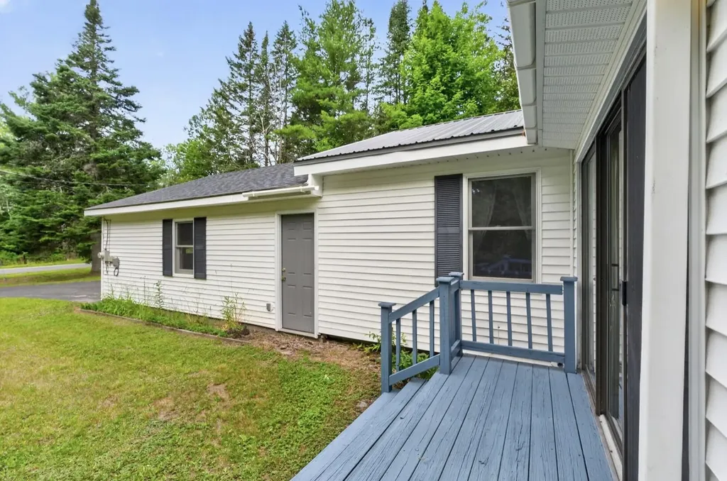 113 Shaw Road Dover-foxcroft ME 04426