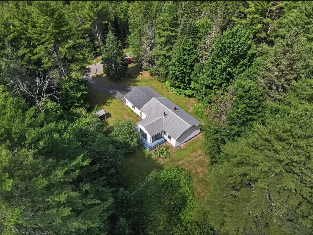 113 Shaw Road Dover-foxcroft ME 04426