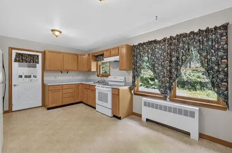 113 Shaw Road Dover-foxcroft ME 04426