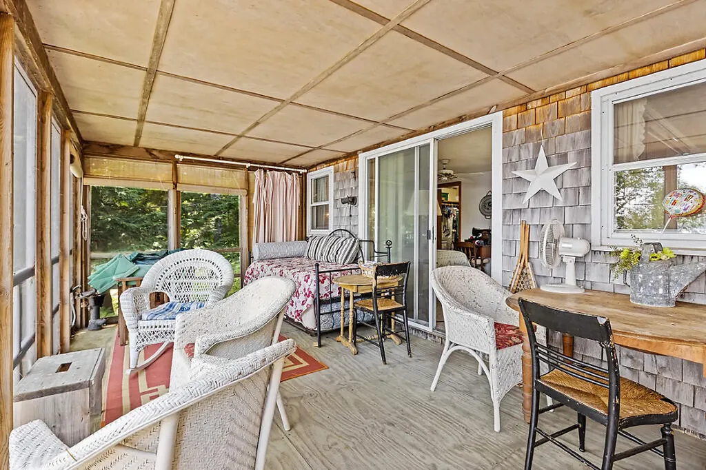44 Pine Drive Vassalboro ME 04989