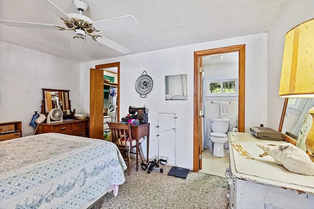 44 Pine Drive Vassalboro ME 04989