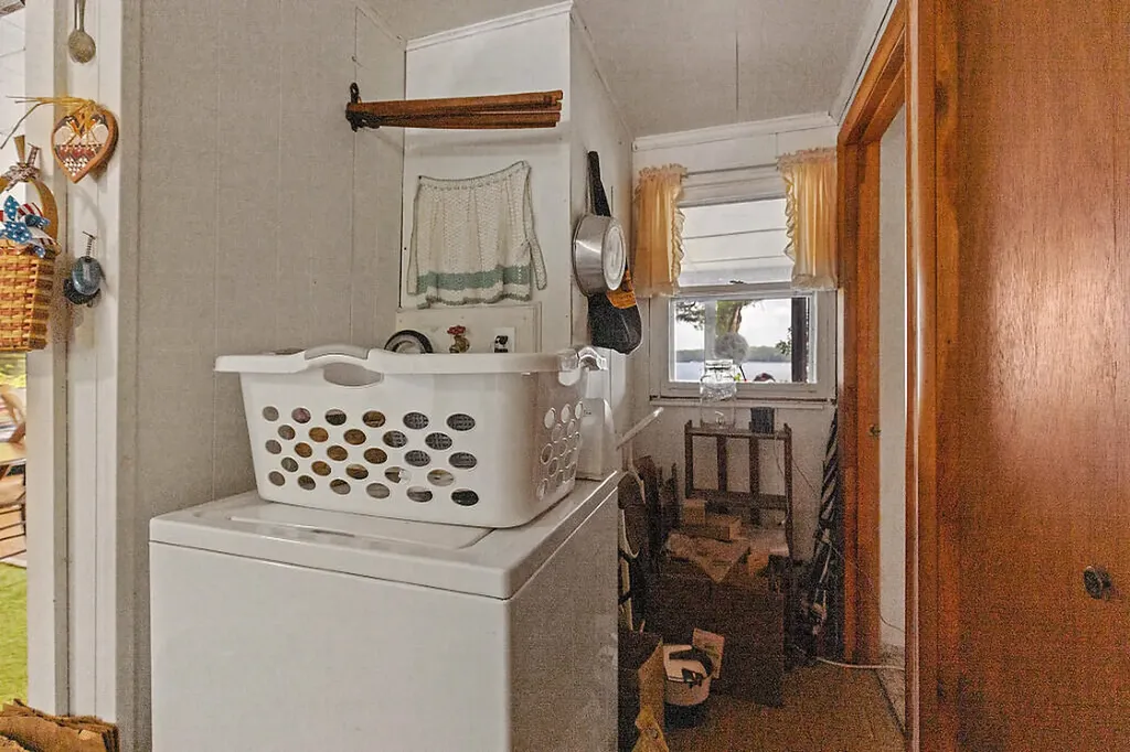 44 Pine Drive Vassalboro ME 04989