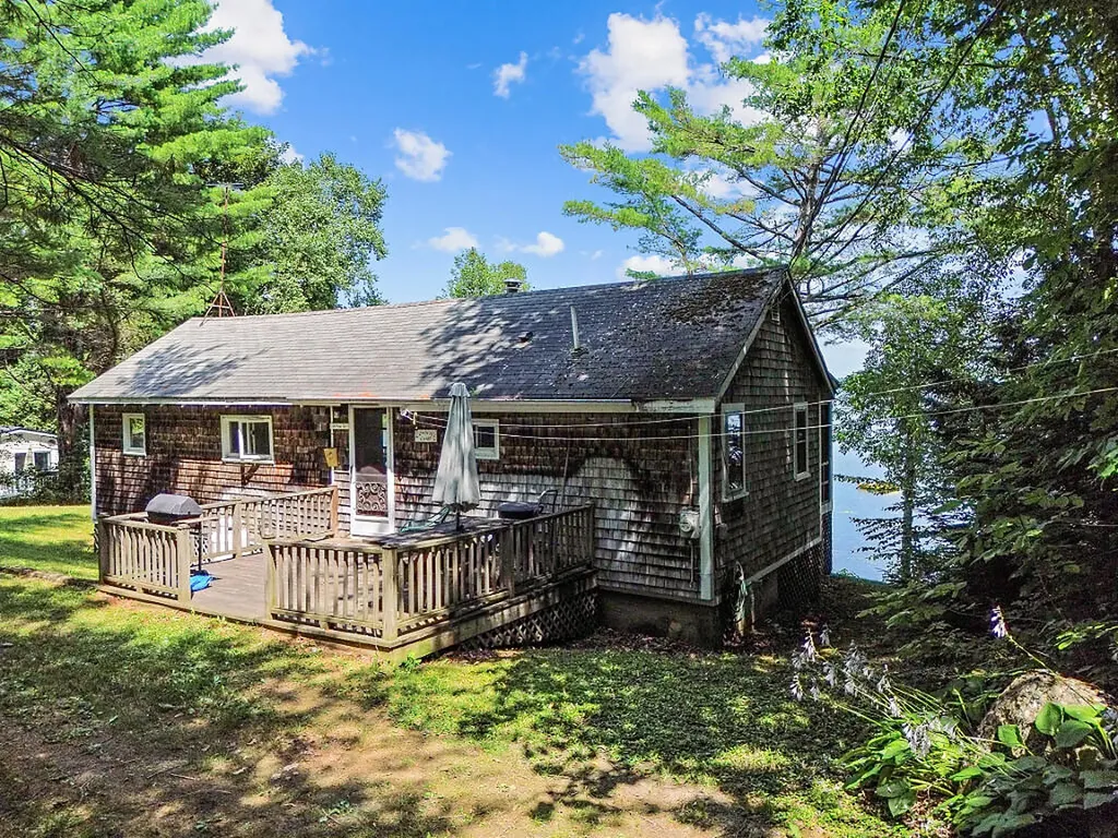 44 Pine Drive Vassalboro ME 04989