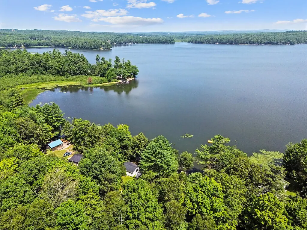 44 Pine Drive Vassalboro ME 04989