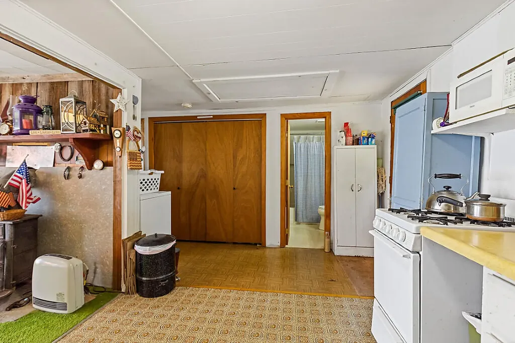 44 Pine Drive Vassalboro ME 04989
