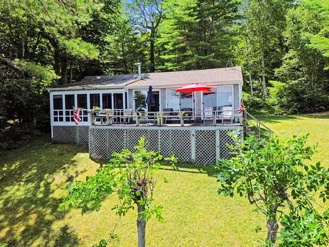 44 Pine Drive Vassalboro ME 04989