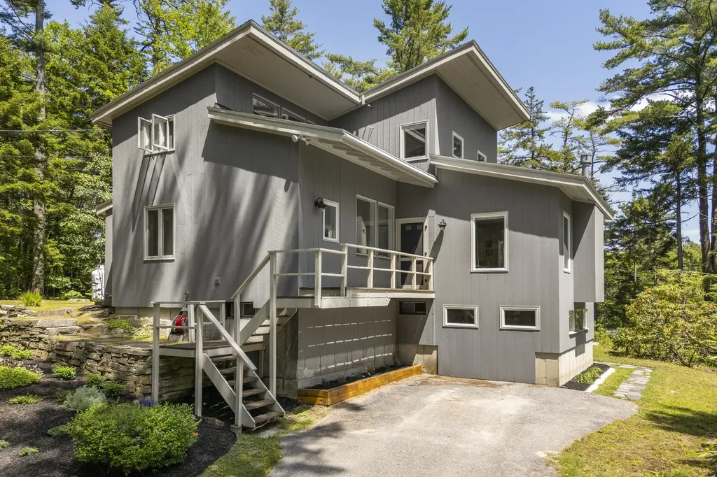 96 Shoal Cove Road West Bath ME 04530