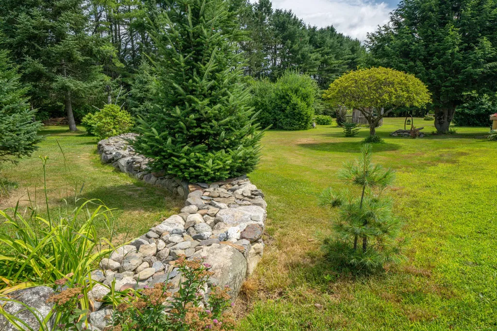 385 Millvale Road Bucksport ME 04416