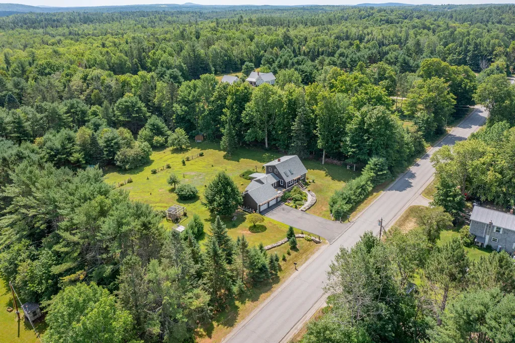 385 Millvale Road Bucksport ME 04416