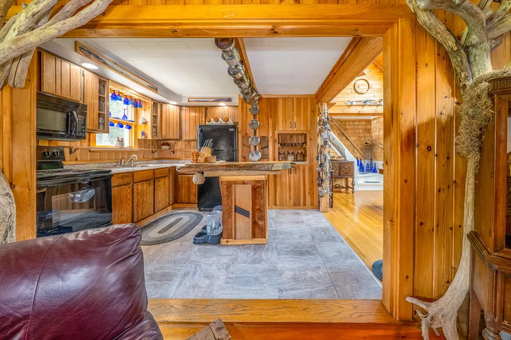 385 Millvale Road Bucksport ME 04416